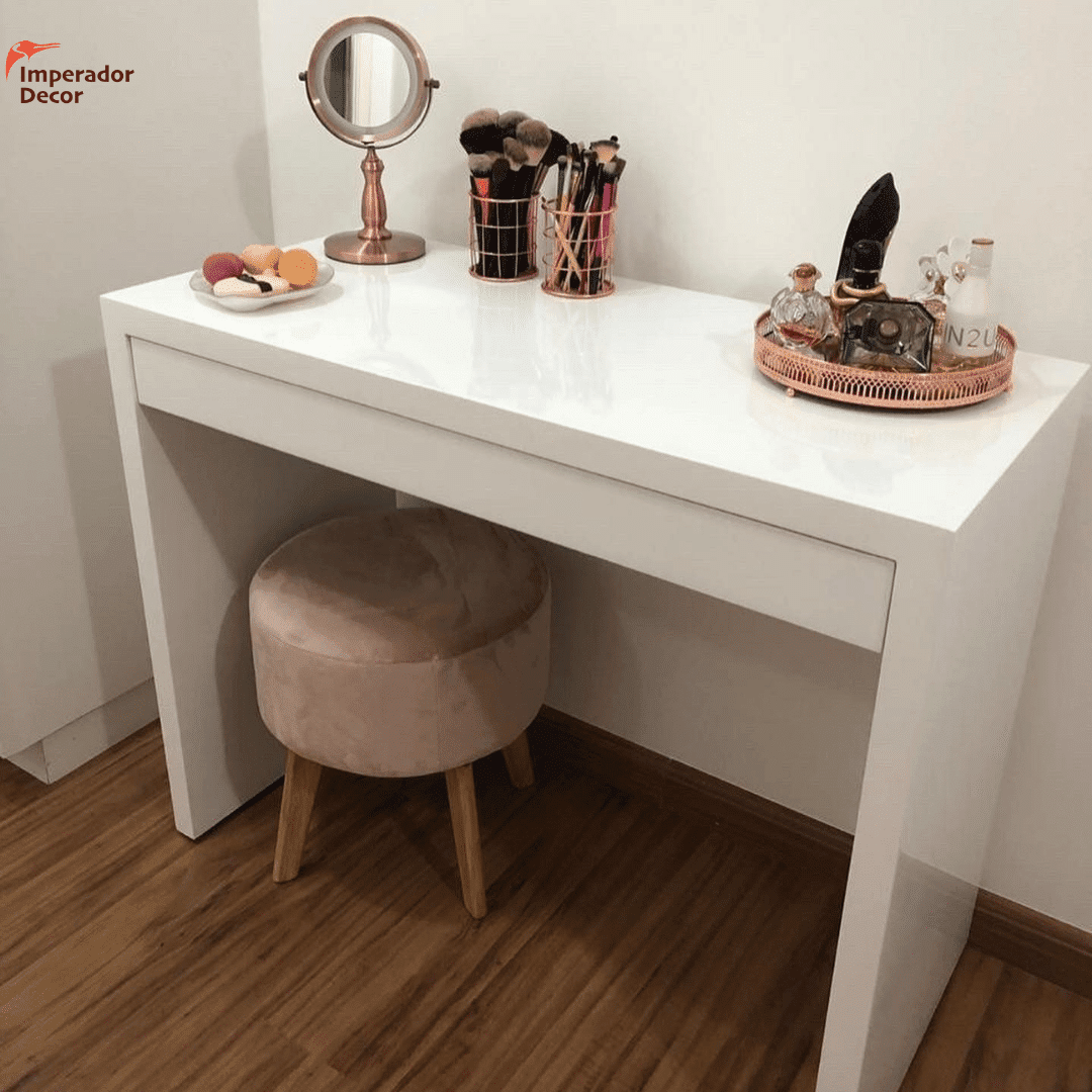 Escrivaninha Deluxe com Laqueado Premium