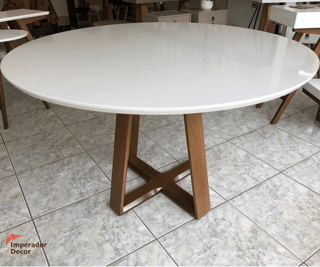 Mesa de Jantar Deluxe Redonda com Laqueado Premium