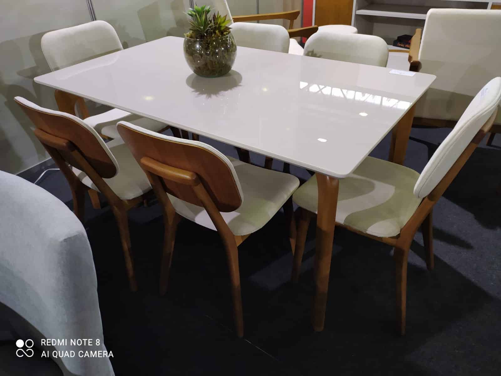 Conjunto de Mesa e Cadeiras de jantar IDI27