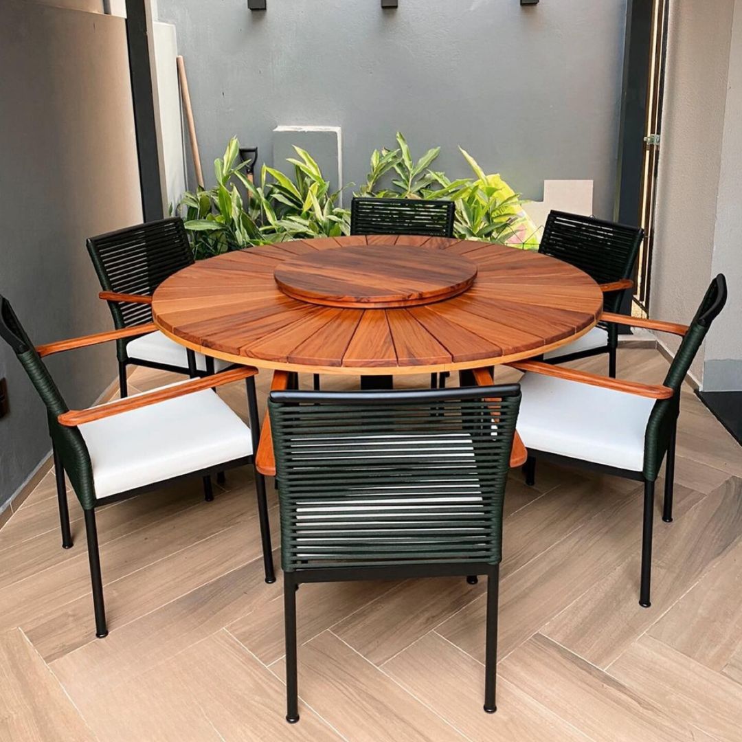 Conjunto Mesa e Cadeiras para área externa IDE09