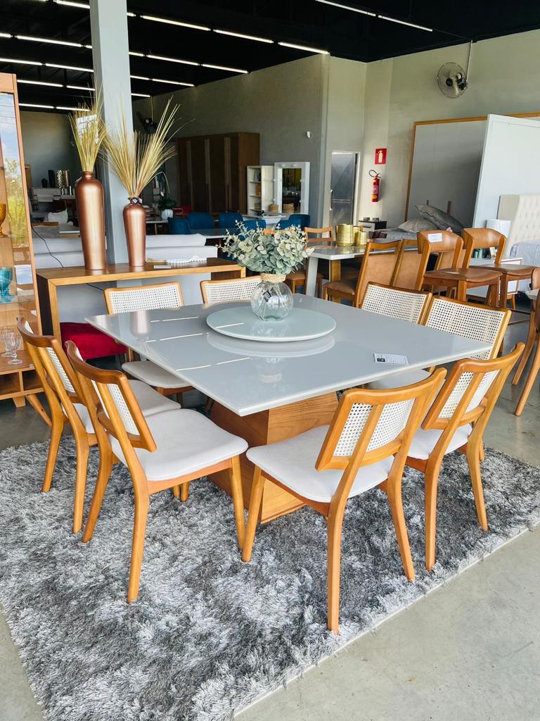 Conjunto de Mesa e Cadeiras de jantar IDI09